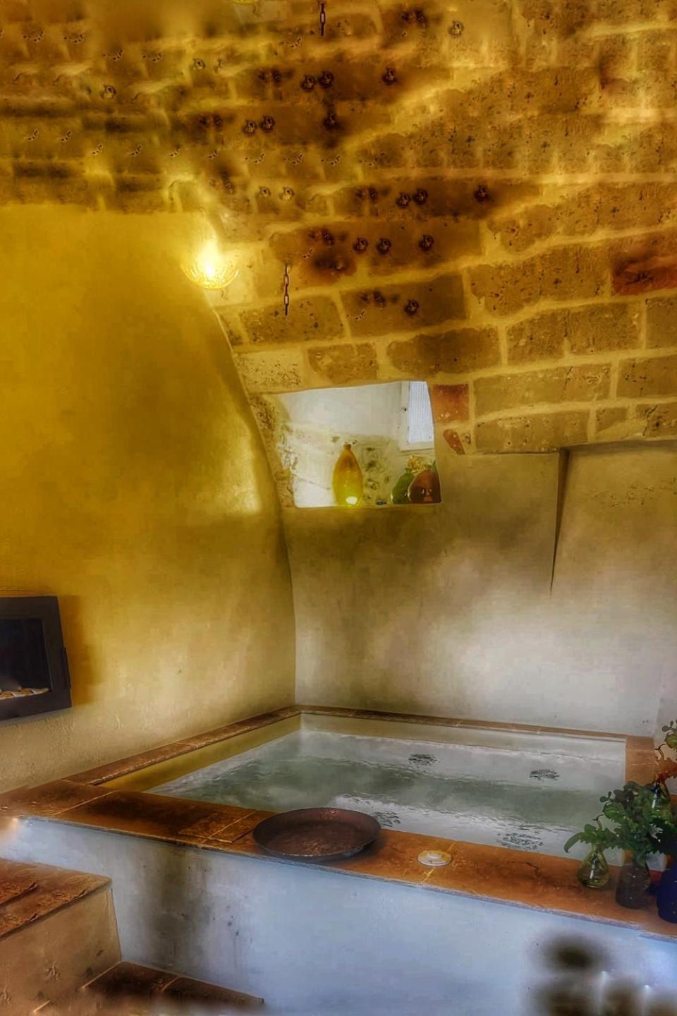 Camilla Luxury Suite Ostuni Ngoại thất bức ảnh